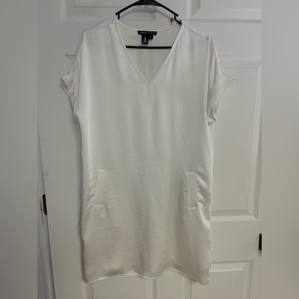 Anthropologie Peace of Cloth White V‑Neck Short Sleeve Tunic